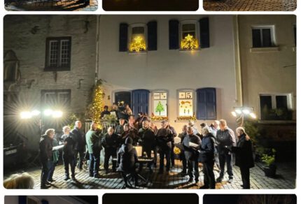 Bei besonderem Ambiente in der Altstadt von Alt-Kaster öffnete der MGV Quartettverein Türchen Nr. 5. (Fotos: Birgit Speuser)